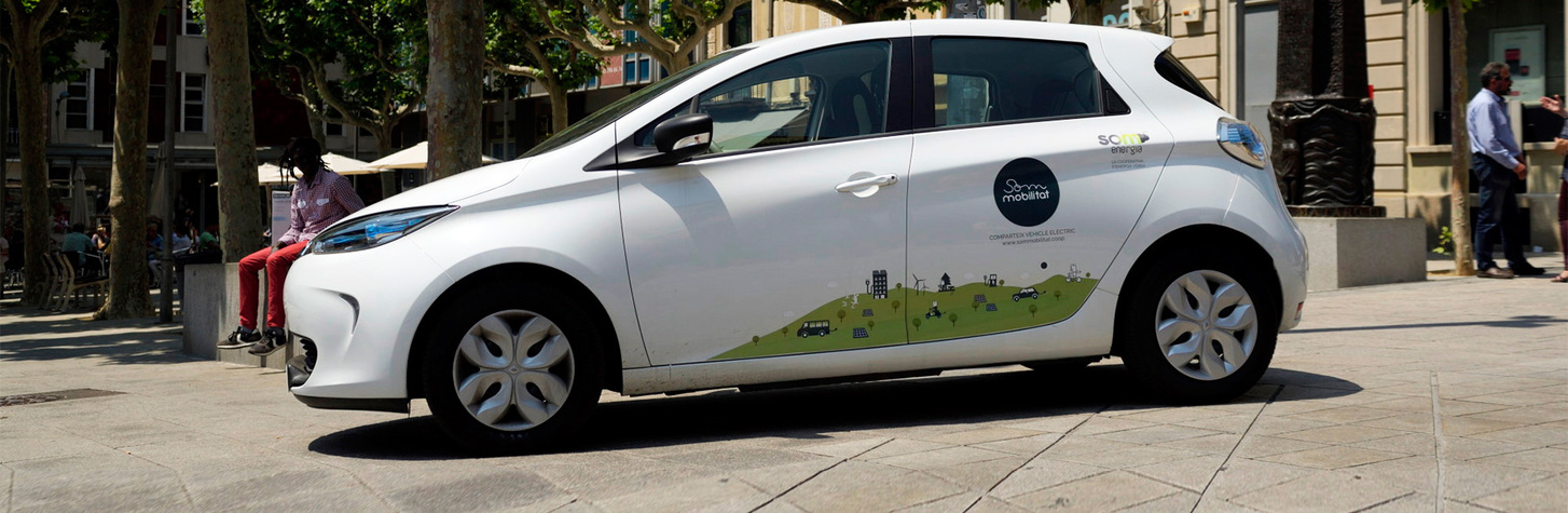 Vehicle municipal elèctric i compartit